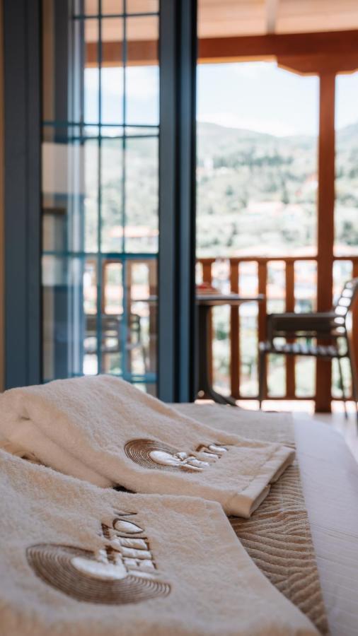 Tellion Suites Áyios Nikítas Екстериор снимка